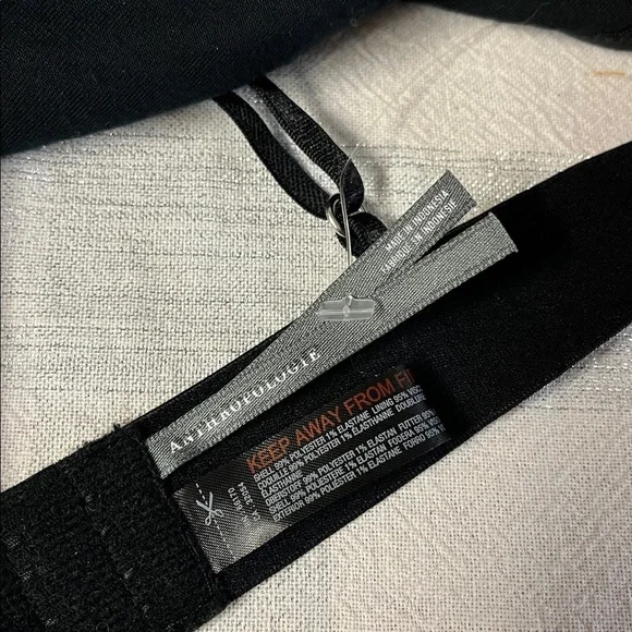 Anthropologie Sequin Black Bralette Size Small, Medium , New - Picture 4 of 4